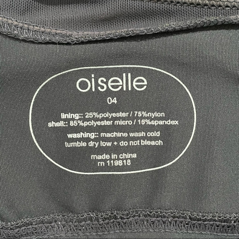 OISELLE Asymmetrical Sports Bra Like New w/ pads! - Picture 4 of 5